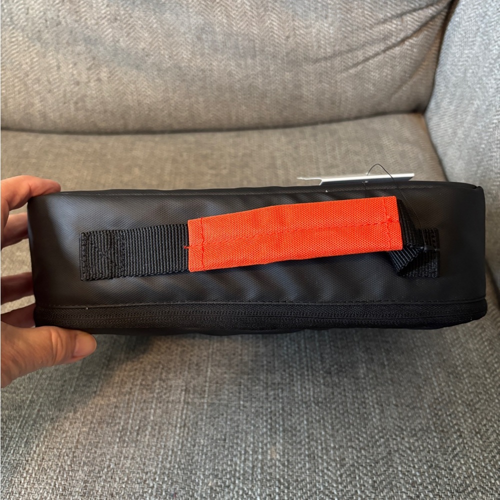 Nike Just Do It Insulated Lunch Box New - Picture 3 of 7